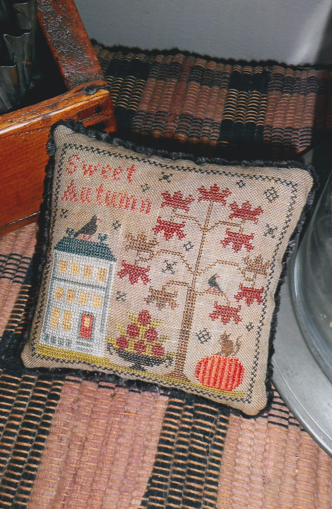 Sweet Autumn Pyn Pillow - Cross Stitch Pattern