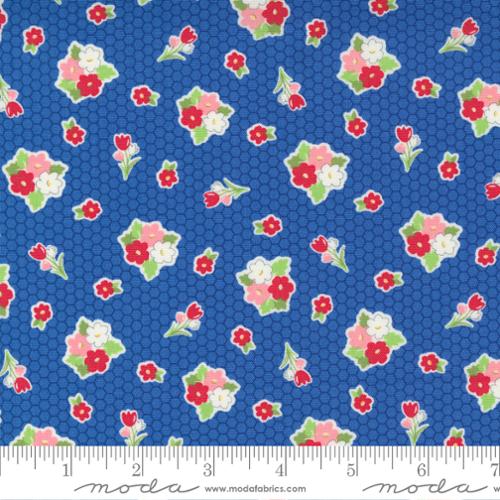 Love Lily Blueberry - Flora Clusters Bouquet - Quilt Fabric