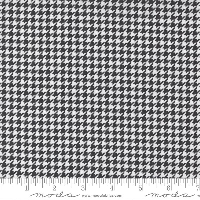 XOXO Houndstooth - Ink Lace - Quilt Fabric