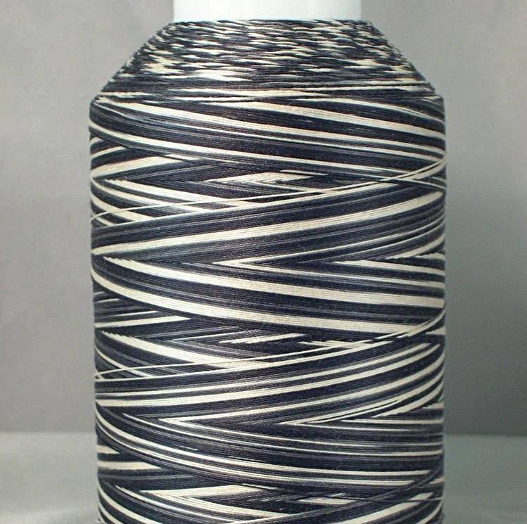 Machine Quilting Thread White/Black 05V