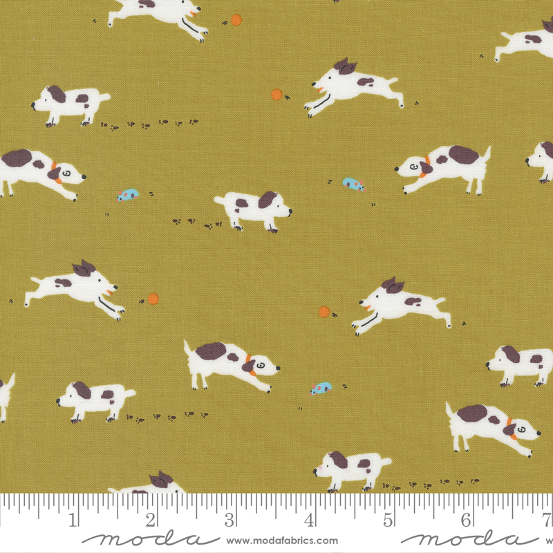 Pips Puppy Dogs Tails Pear - Quilt Fabric