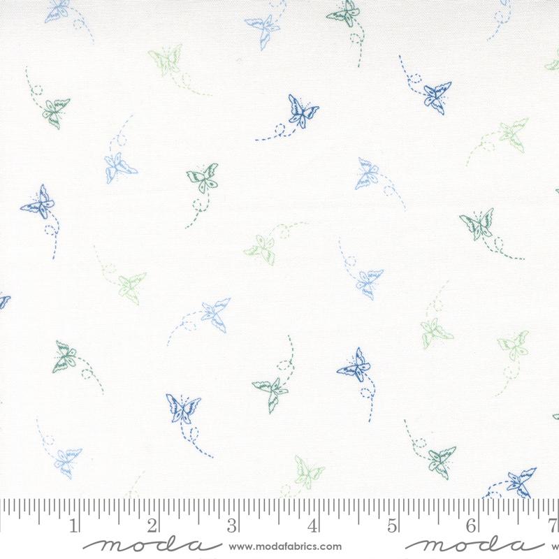 Flutterby Flight Cabbage White - Quilt Fabric, zoomed in. Select this picture to zoom back out.