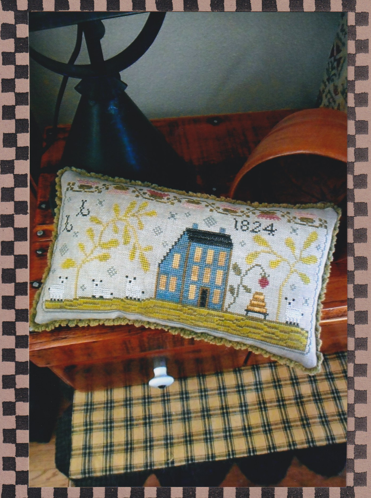1824 House - Cross Stitch Pattern
