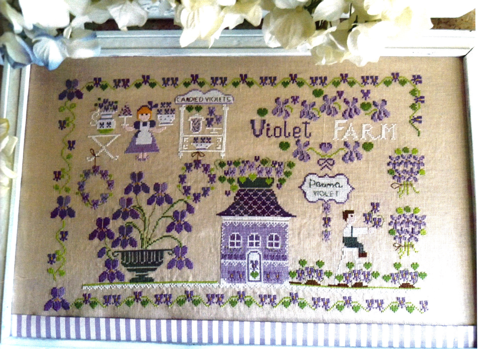 Violet Farm - Cross Stitch Pattern