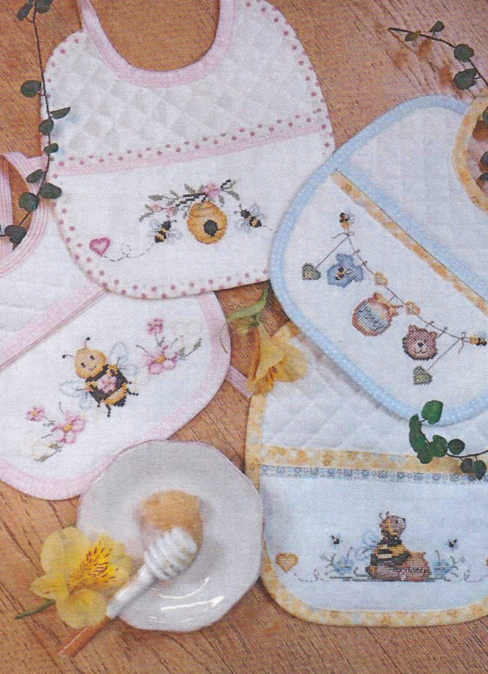 Happy Bees - Corredino Baby CV261 - Cross Stitch Pattern