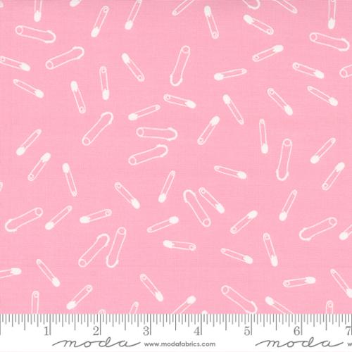 Sew Wonderful Lovely Pink - Pin It Up - Quilt Fabric
