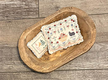 Black Sheep's Berry Bowl - Cross Stitch Pattern