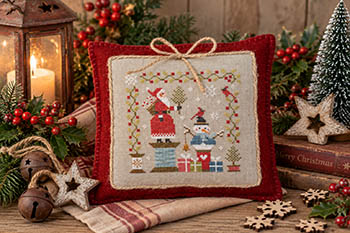 Magie De Noel - Christmas Cross Stitch Pattern, zoomed in. Select this picture to zoom back out.