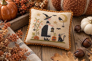 Little Halloween - Cross Stitch Pattern, zoomed in. Select this picture to zoom back out.