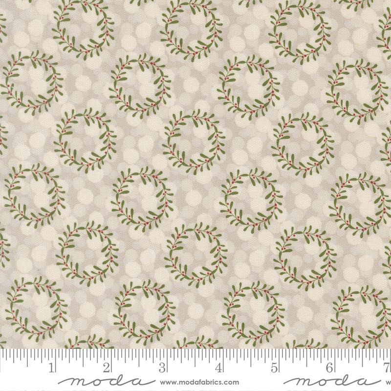 Gingerbread Lane Wreath Frost - Quilt Fabric