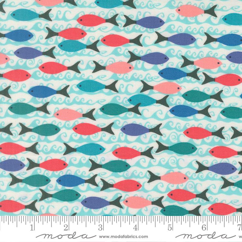 Reef School of Fish Pearl - Quilt Fabric