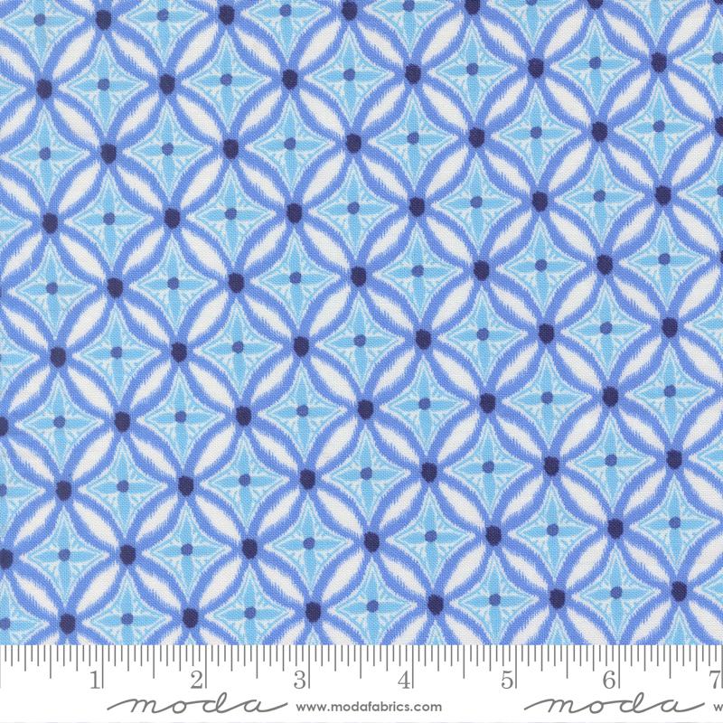 Reef Medallion Swordfish - Quilt Fabric
