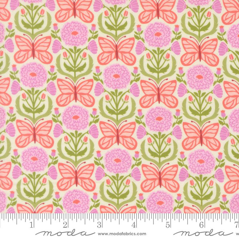 Floriori Mariposa Rose - Quilt Fabric, zoomed in. Select this picture to zoom back out.