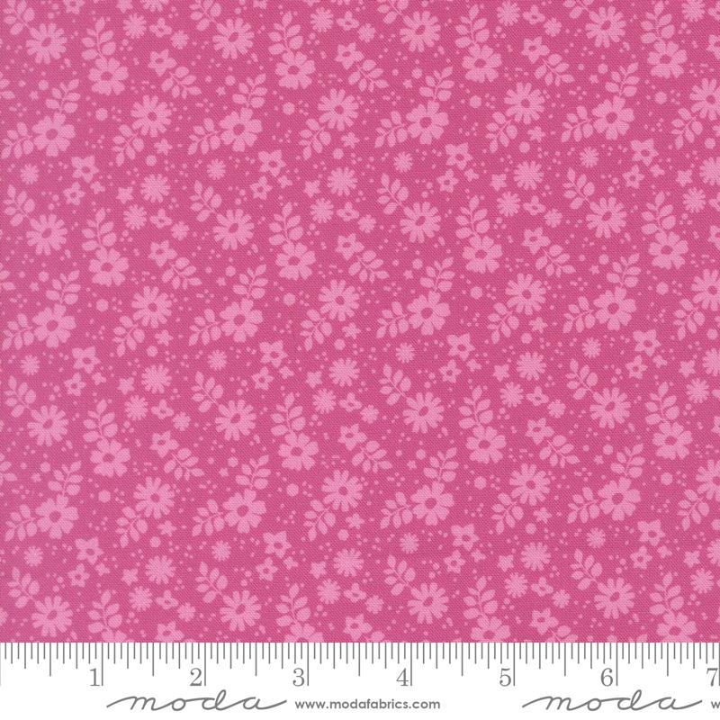 Floriori Petaline Viola - Quilt Fabric, zoomed in. Select this picture to zoom back out.