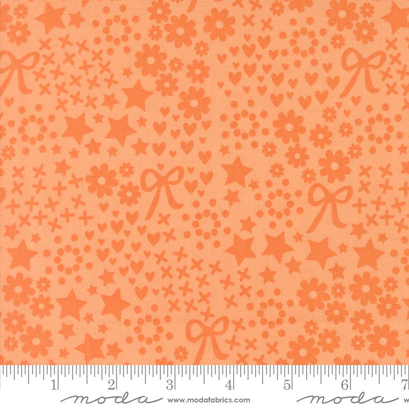 Makers Delight Novelty Cantaloupe - Quilt Fabric, zoomed in. Select this picture to zoom back out.