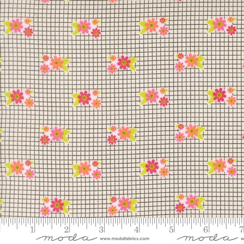 Makers Delight Flower White - Quilt Fabric, zoomed in. Select this picture to zoom back out.