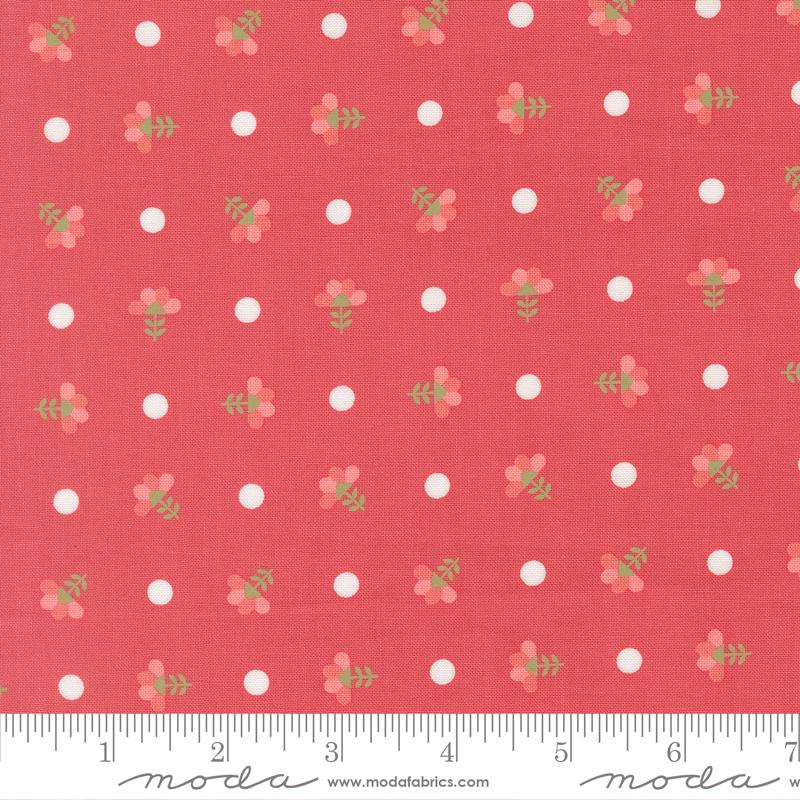 In The Garden Sprigs Strawberry - Quilt Fabric