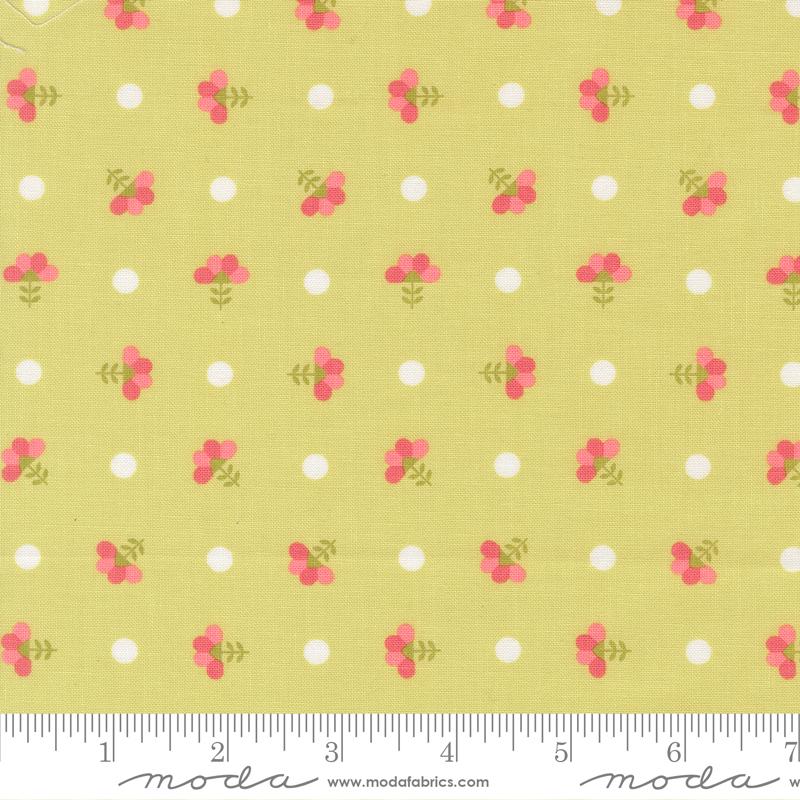 In The Garden Sprigs Light Lime - Quilt Fabric