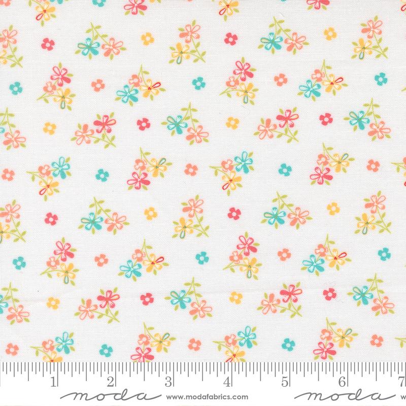In The Garden Floral Off White - Quilt Fabric