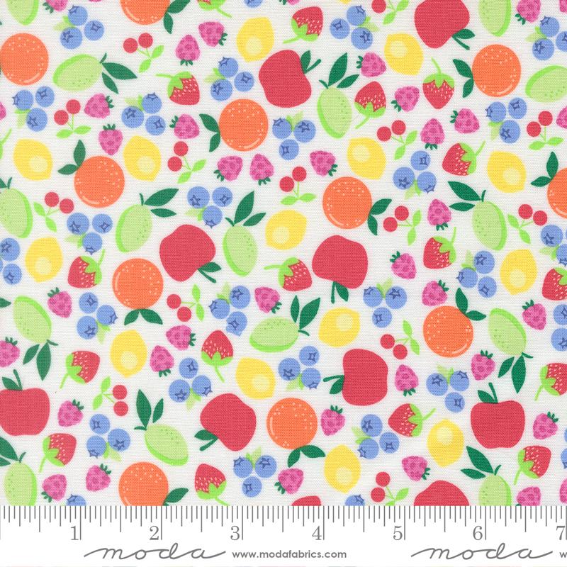 Fruit Salad Off White - Quilt Fabric