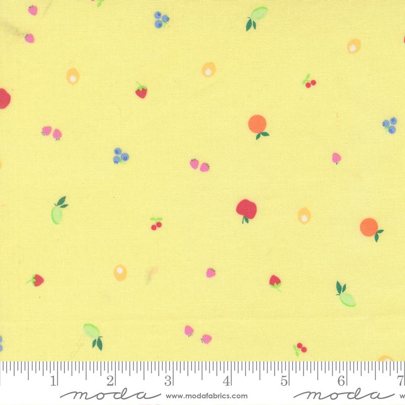 Fruit Salad Small Lemon - Quilt Fabric