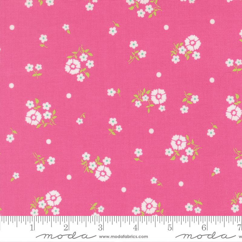 Joysome Petite Flowers Petunia - Quilt Fabric, zoomed in. Select this picture to zoom back out.