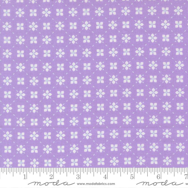 Joysome Dotted Blooms Lavender - Quilt Fabric, zoomed in. Select this picture to zoom back out.