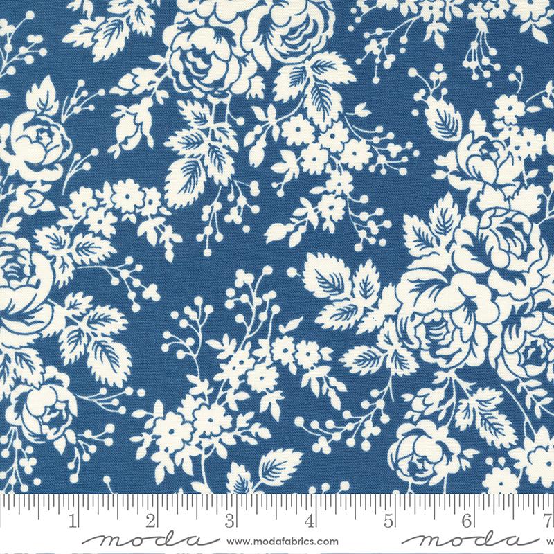 Blueberry Delight Blueberry - Quilt Fabric