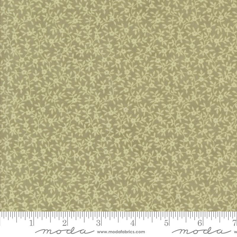A Very Sweet Christmas Vines - Pine - Quilt Fabric
