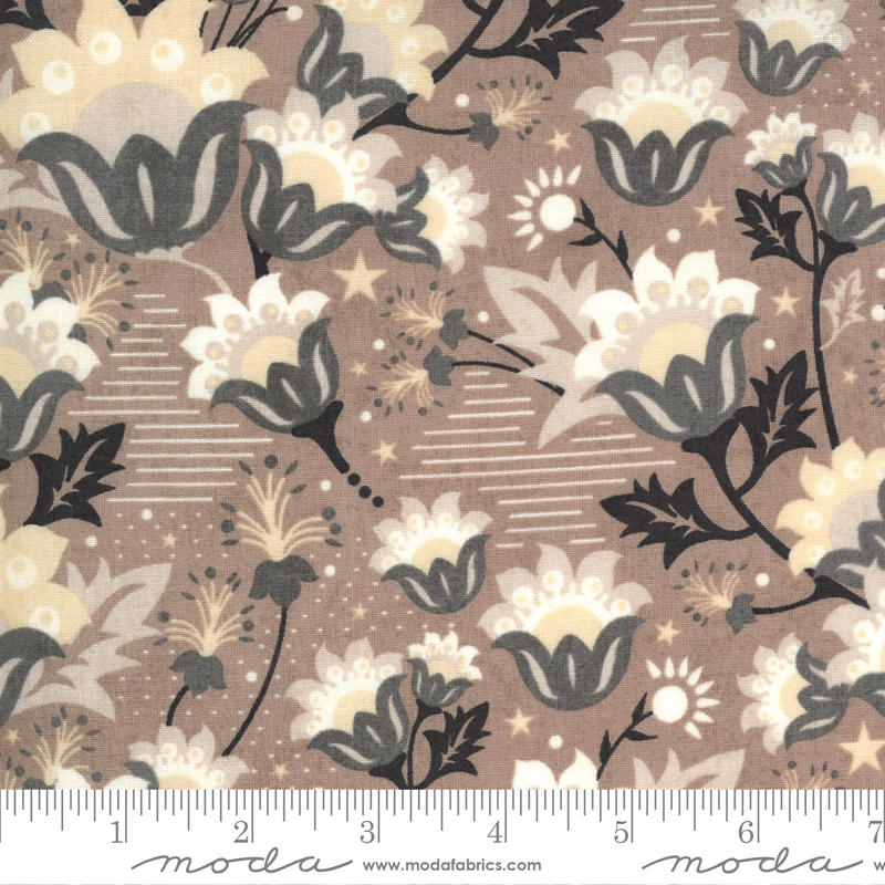 Boudoir Roebuck - Vanity - Quilt Fabric