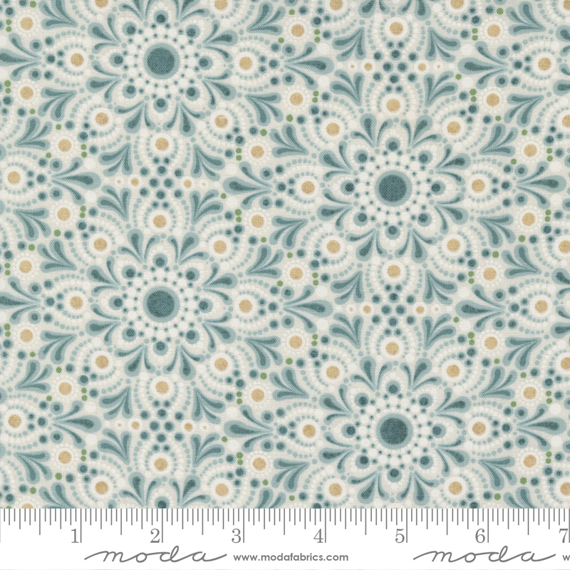 Jolly Good Eggnog Frost - Merrymaking Damask - Quilt Fabric