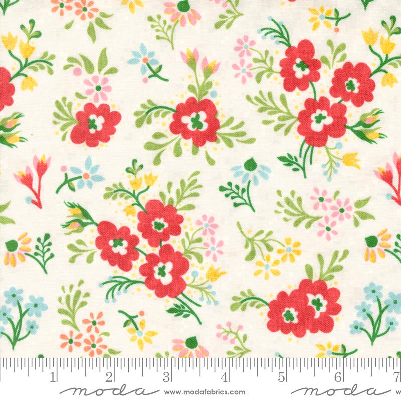 In Season Florals - Jicama - Quilt Fabric