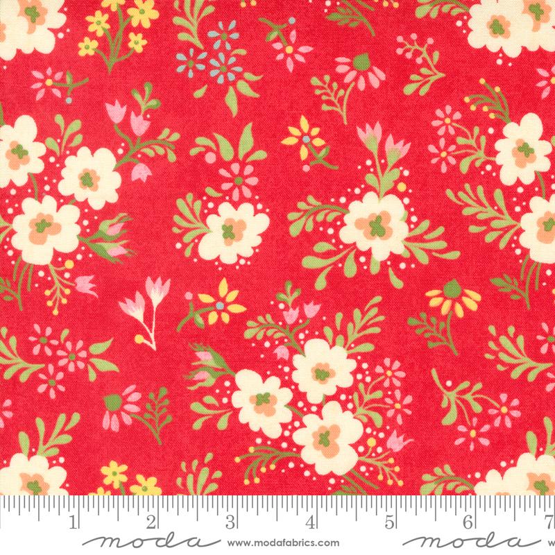 In Season Florals - Rhubarb - Quilt Fabric