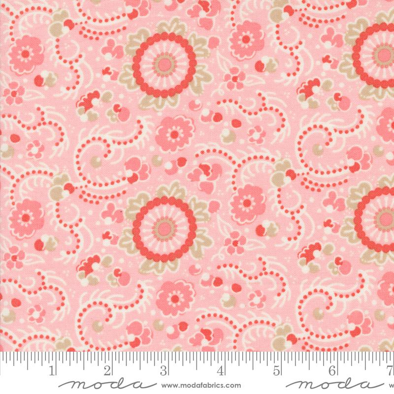 Sunday Brunch Paisley - Bellini - Quilt Fabric