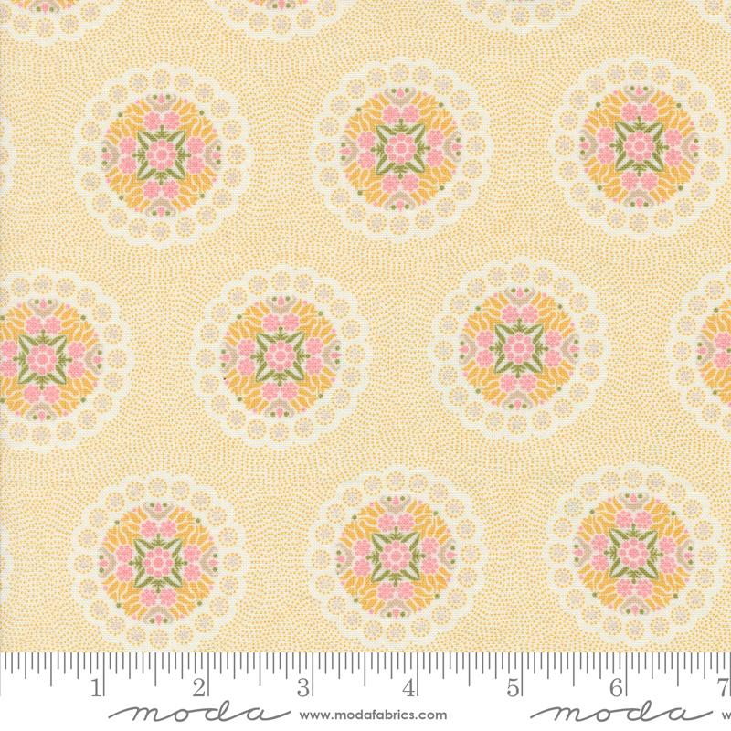 Sunday Brunch Medallion - Mimosa - Quilt Fabric