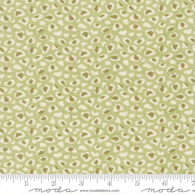 Fieldrush Wild Flower Moss - Quilt Fabric