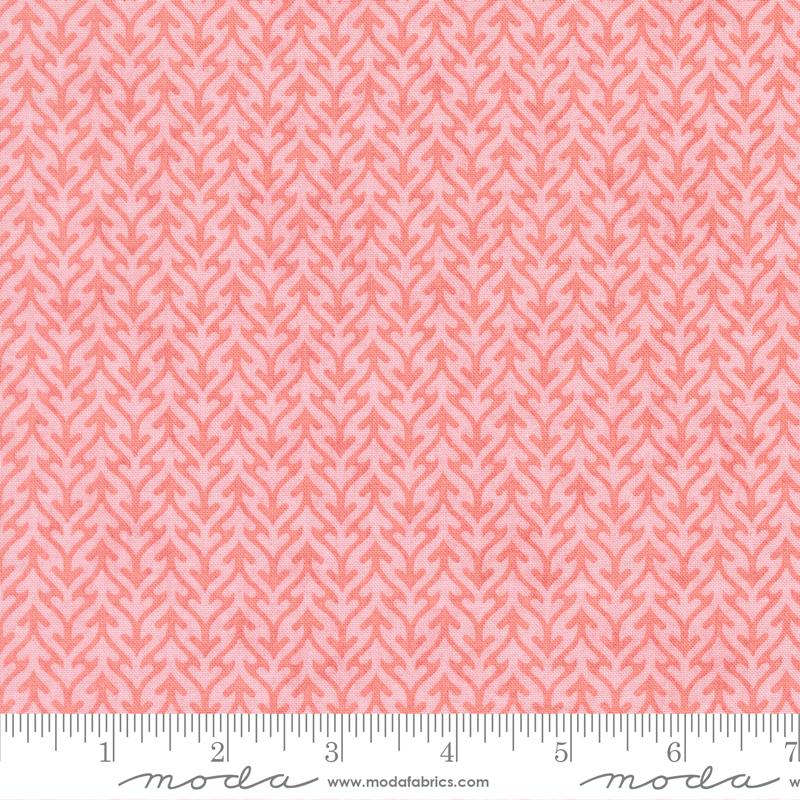 Fieldrush Trellis Peony - Quilt Fabric