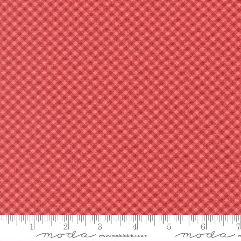 Petals And Polka Dots Gingham Berry - Quilt Fabric