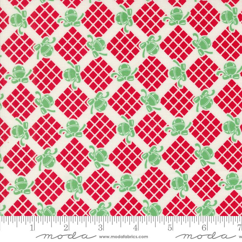 Kitty Christmas Bells - Snow - Quilt Fabric
