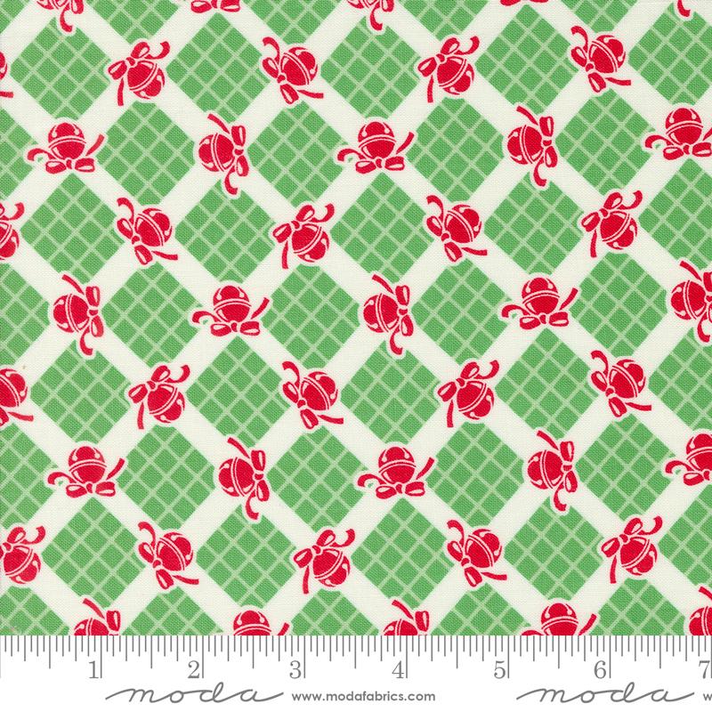 Kitty Christmas Bells - Holly - Quilt Fabric