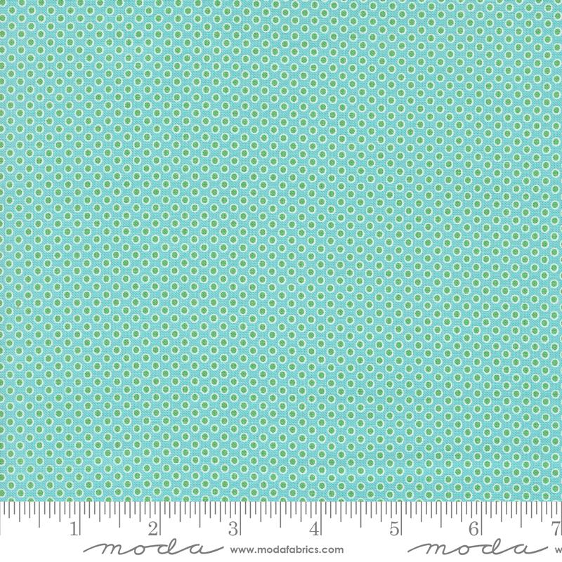Kitty Christmas Polka Dots - Icicle - Quilt Fabric