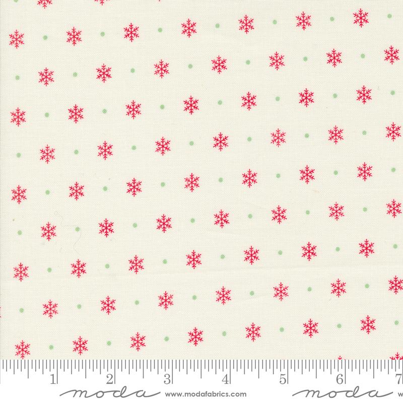 Kitty Christmas Snow - Snow - Quilt Fabric