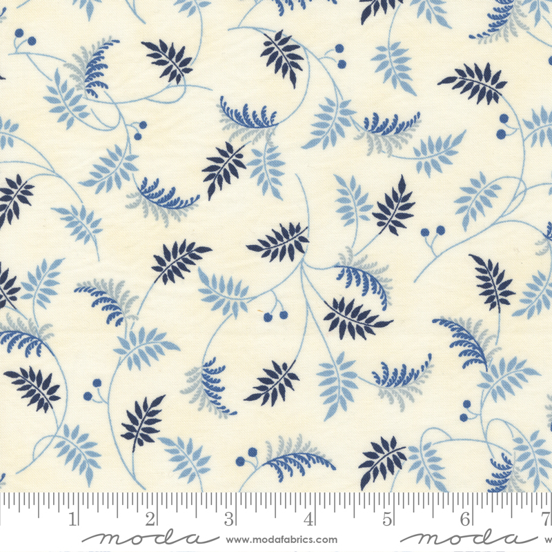 Amelias Blues Ivory - Trailing Leaves - Quilt Fabric