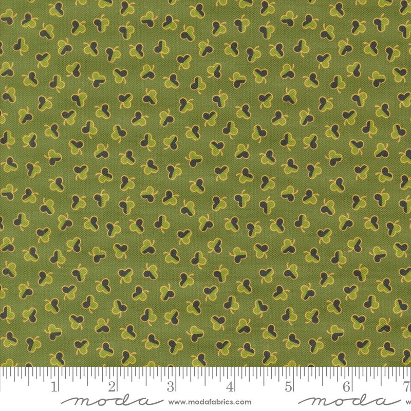 Sallys Stitches Clover New Leaf - Quilt Fabric