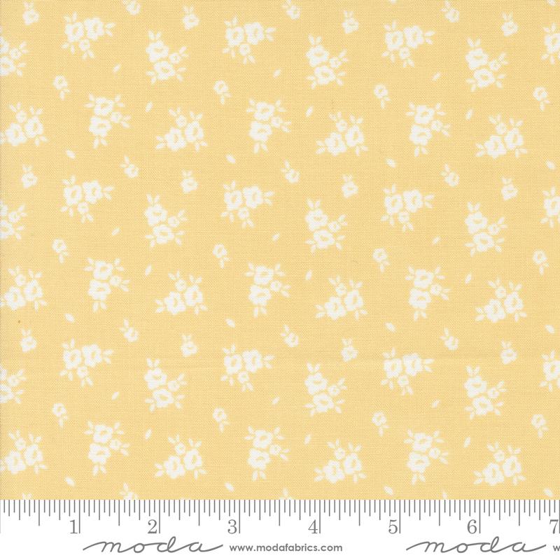 Flower Girl Buttermilk - Quilt Fabric