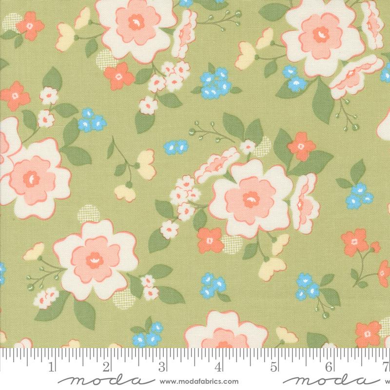 Dainty Meadow Pear - Quilt Fabric