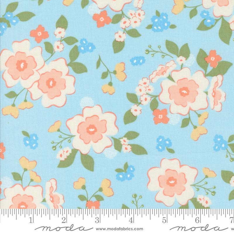Dainty Meadow Sky - Quilt Fabric