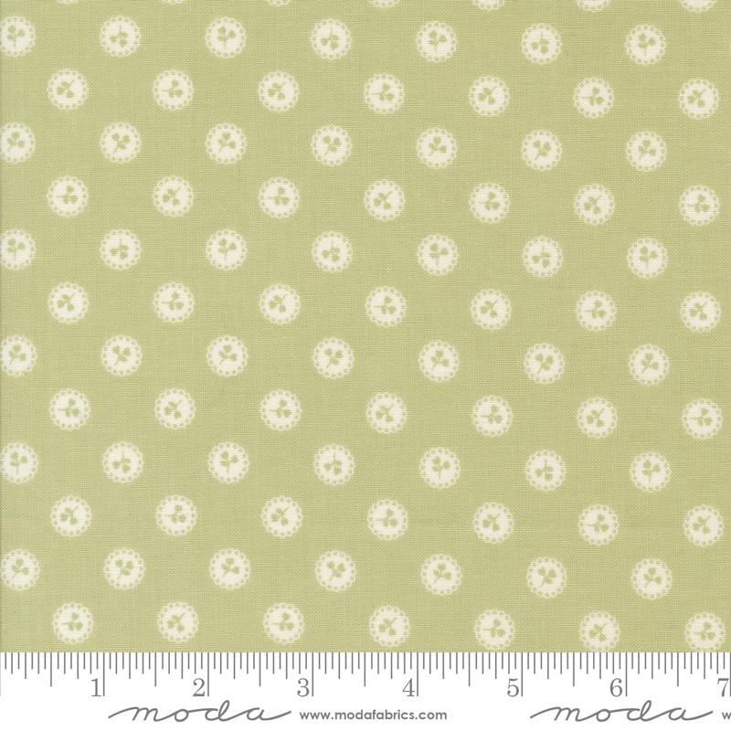 Dainty Meadow Pear - Quilt Fabric