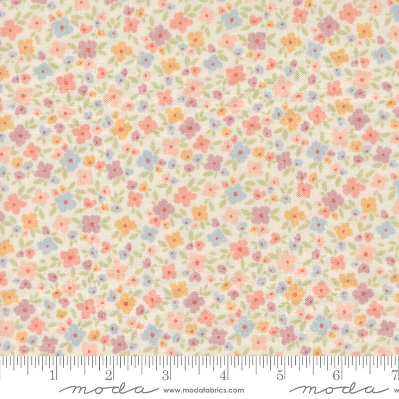 Cottage Charm Flowers - Porcelain - Quilt Fabric