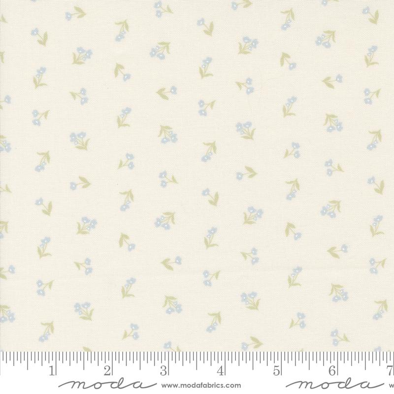 Cottage Charm Ditsy - Porcelain - Quilt Fabric
